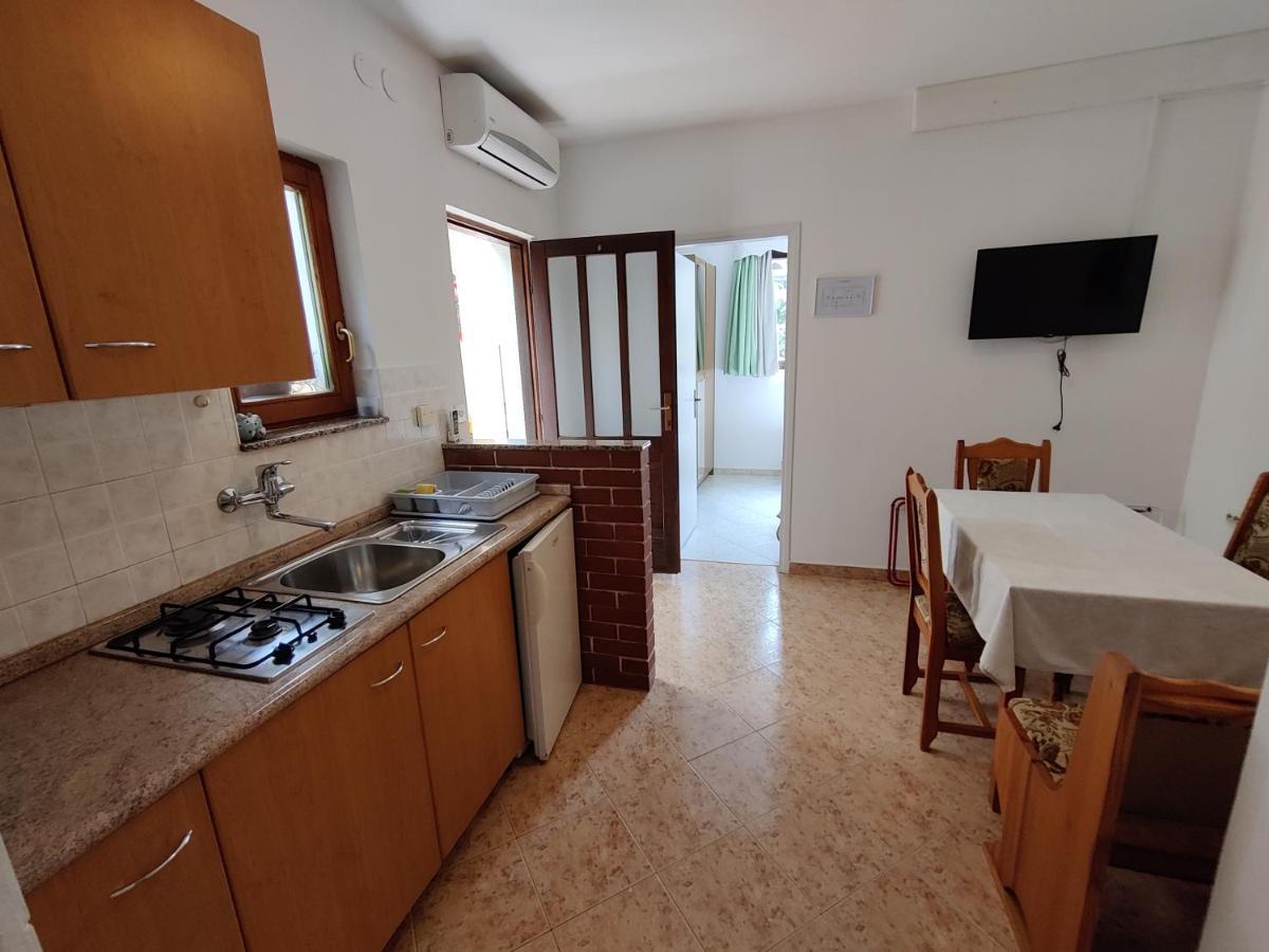 Apartment Ljubica Orsera Esterno foto